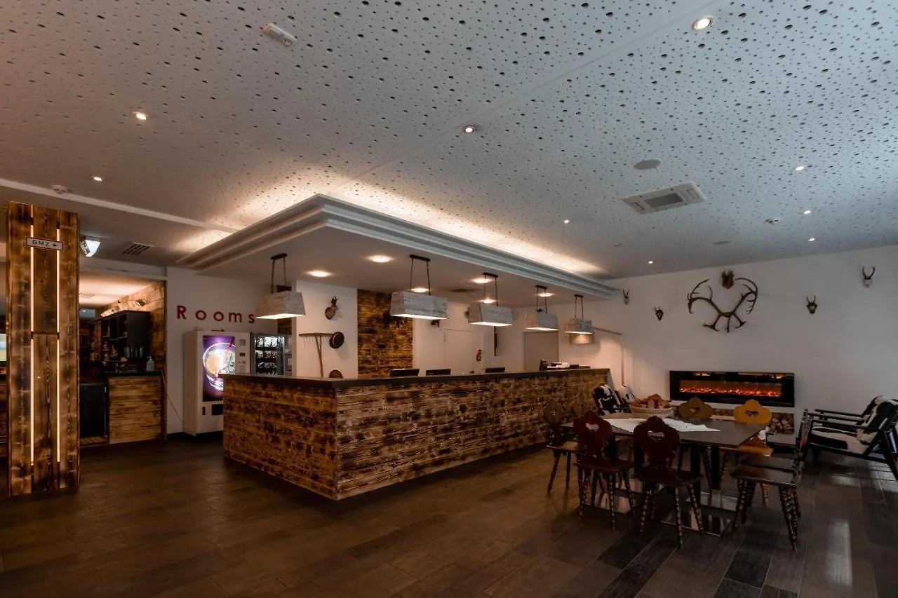 Jaeger'S Munich Hostel