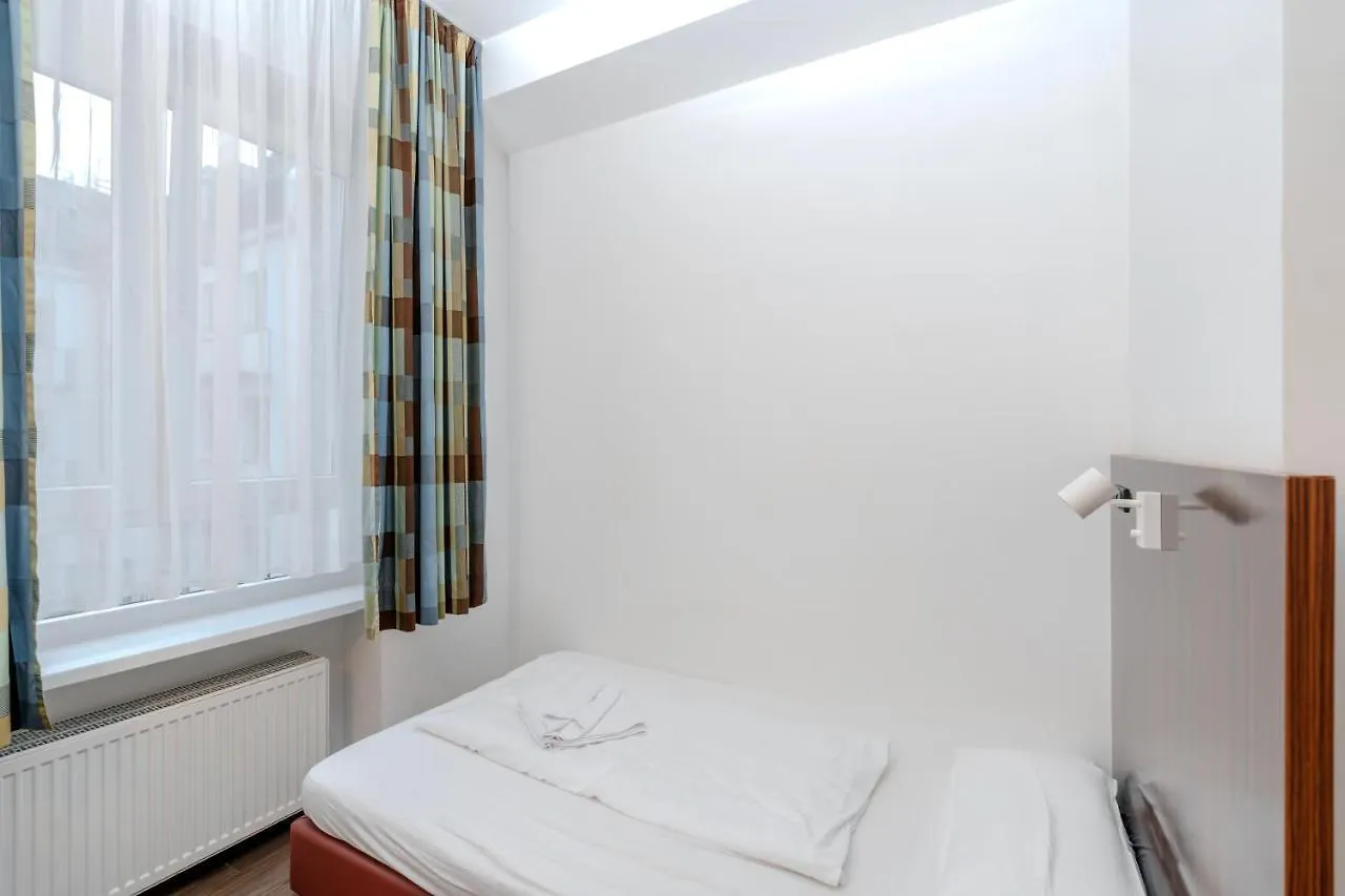 Jaeger'S Munich Hostel Germany