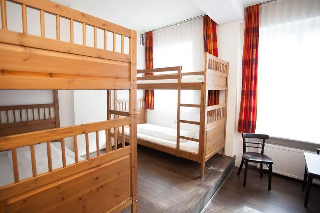 Jaeger'S Munich Hostel